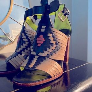 Coach open toe shoes Black and Tan 4” heel buckle closure